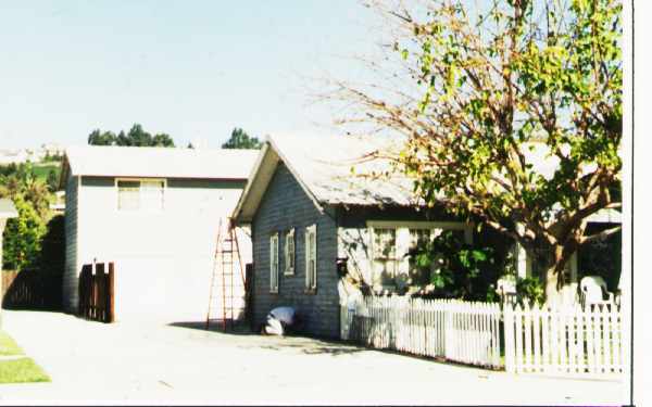 312 E Santa Paula St in Santa Paula, CA - Building Photo - Building Photo