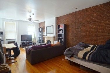650 10th Ave in New York, NY - Building Photo