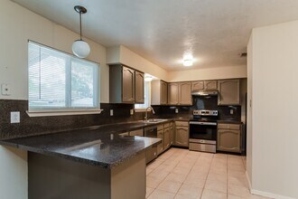 22506 Spring Gate Dr in Spring, TX - Building Photo - Building Photo