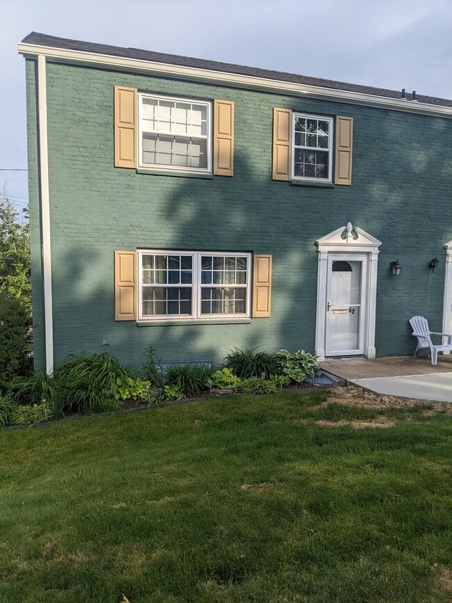 property at 52 Chapel Dr