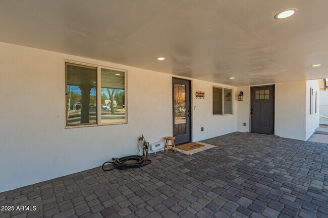 14027 N 32nd St in Phoenix, AZ - Building Photo - Building Photo