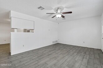 1724 Gambel Quail Dr in El Paso, TX - Building Photo - Building Photo