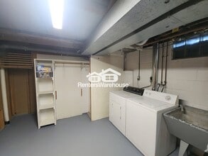 732 E Lincoln Rd in New Richmond, WI - Foto de edificio - Building Photo