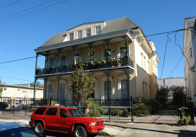 1333 St Andrew St in New Orleans, LA - Foto de edificio - Building Photo