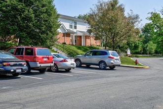 Alexander Yard in New Lexington, OH - Building Photo - Building Photo