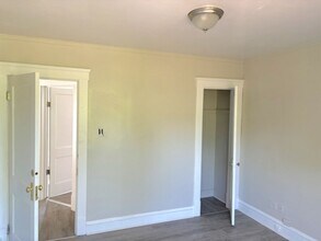 1113 Laurel Ave in Akron, OH - Building Photo - Building Photo