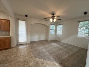 1236 Sonatina Dr in Henderson, NV - Building Photo - Building Photo