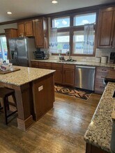 1127 Callihan Rd in Luling, TX - Building Photo - Building Photo