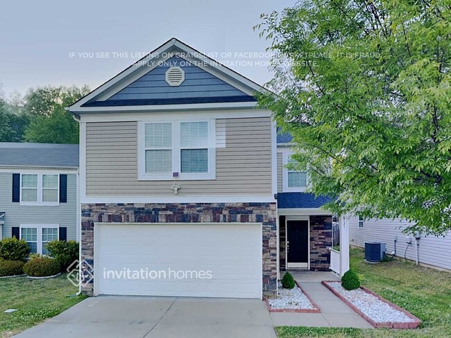 property at 6121 Fazenda Drive