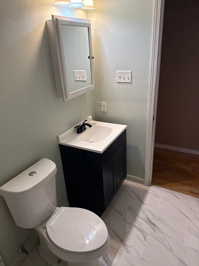 2422 Dublin St in New Orleans, LA - Building Photo - Building Photo