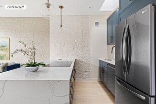 343 E 92nd St in New York, NY - Building Photo