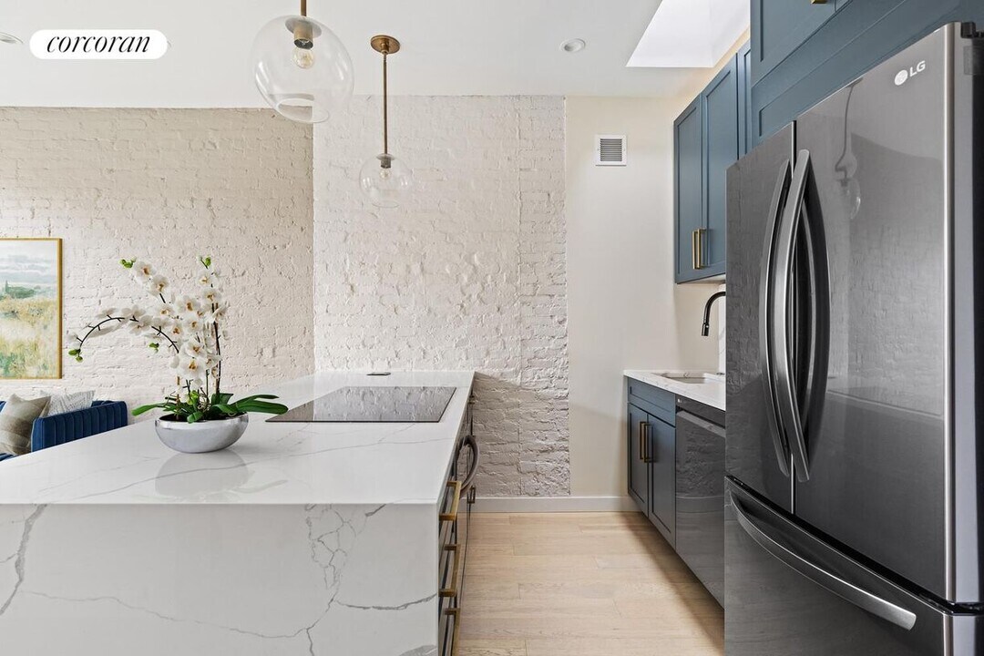 343 E 92nd St in New York, NY - Foto de edificio