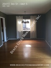 2049 E 3rd St-Unit -Unit 5 in Long Beach, CA - Building Photo - Building Photo