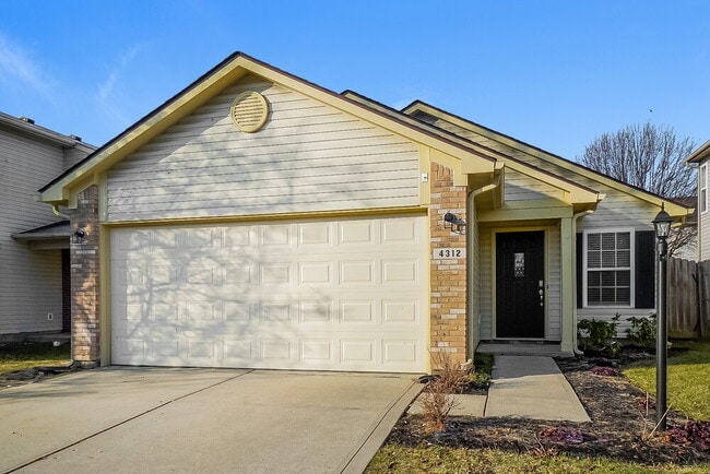 4312 Village Trace Dr