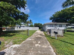 600 NW 5th St in Hallandale Beach, FL - Building Photo - Building Photo