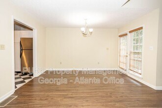 1697 Paddlewheel Dr NE in Marietta, GA - Building Photo - Building Photo