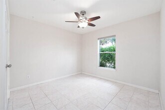 1706 Dennis St in Houston, TX - Building Photo - Building Photo
