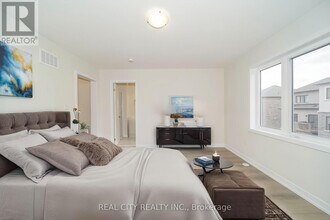 30 Ziibi Wy in Clarington, ON - Building Photo - Building Photo