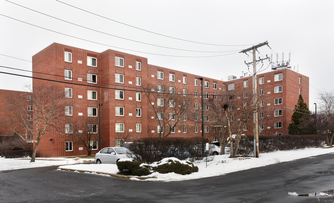 Centennial South in Mount Prospect, IL - Foto de edificio - Building Photo