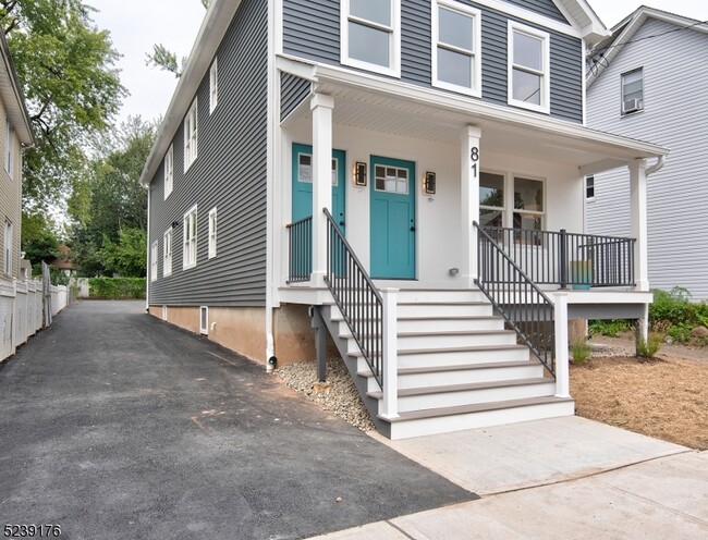 81 Mission St in Montclair, NJ - Building Photo - Building Photo