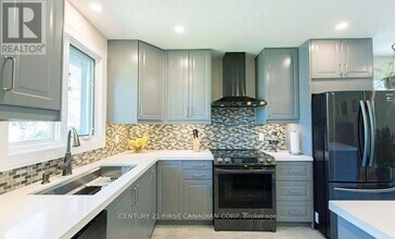 352 Ardsley Crescent in London, ON - Building Photo - Building Photo