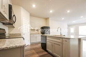 6613 NW Kathleen St in Bentonville, AR - Building Photo - Building Photo