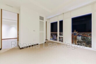 3750 Las Vegas Blvd S in Las Vegas, NV - Building Photo - Building Photo