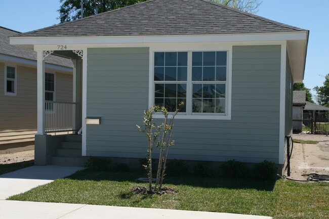724 16th St in Gretna, LA - Building Photo - Building Photo