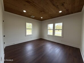 1014 Napoleon Ave in Sunset, LA - Building Photo - Building Photo