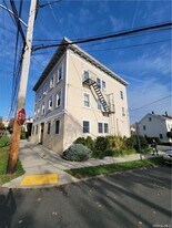 130 Locust Ave in New Rochelle, NY - Building Photo
