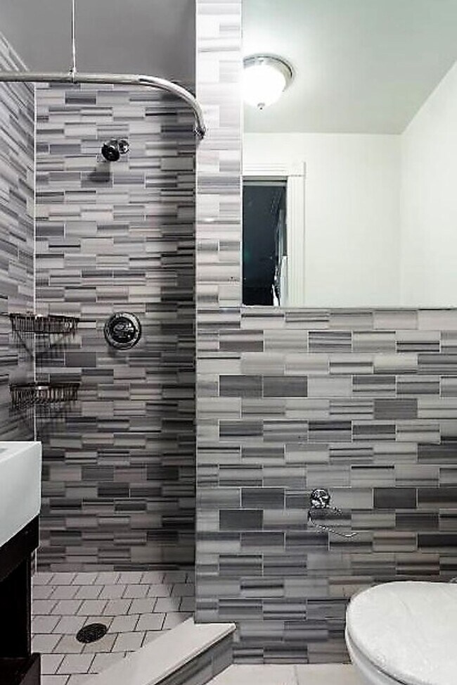 E 28TH ST. in New York, NY - Building Photo - Building Photo
