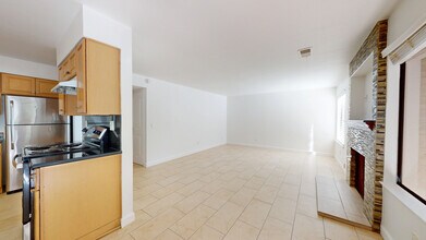 37 Clay Ct in Novato, CA - Building Photo - Building Photo