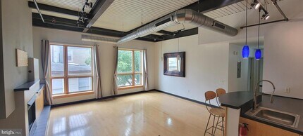 75 Maple St-Unit -202 in Conshohocken, PA - Building Photo - Building Photo