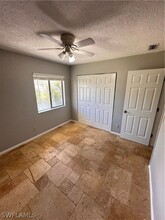 4619 Bayshore Dr in Naples, FL - Building Photo - Building Photo