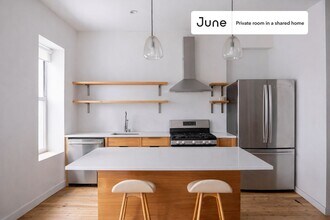 Room in Shared 2 bed/2 bath home, Unit B in Brooklyn, NY - Building Photo - Building Photo