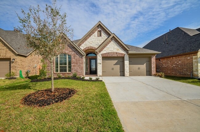 property at 1326 Watercrest Park Ln