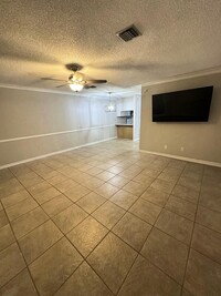 4206 Inlet Cir in Greenacres, FL - Foto de edificio - Building Photo