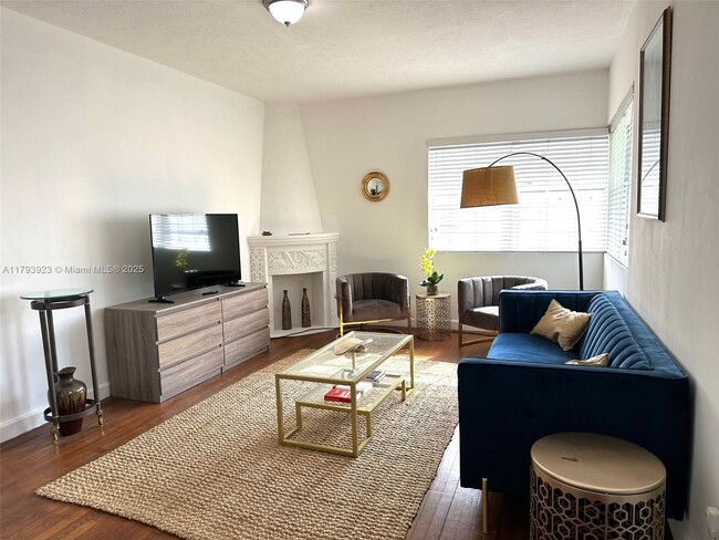 1309 Euclid Ave in Miami Beach, FL - Building Photo - Building Photo