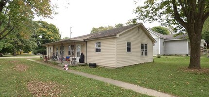 116 Chestnut St, Unit 120 Chestnut apt 8 in Morristown, IN - Building Photo - Building Photo
