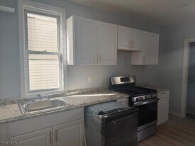 363 Hoover Ave in Bloomfield, NJ - Building Photo