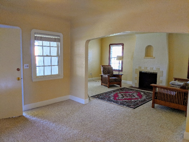 128 Palm Ave in Ripon, CA - Building Photo - Building Photo