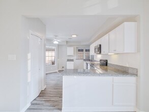 12929 Kingsbridge Ln in Houston, TX - Building Photo - Building Photo