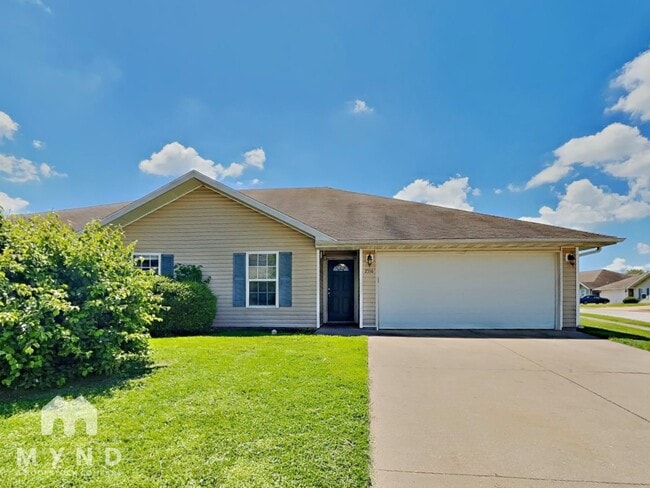 property at 2556 W Delmar