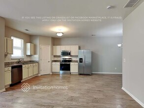 227 Bandelier Cir in Hampton, GA - Building Photo - Building Photo