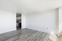 604 S Washington Sq, Unit 1113 in Philadelphia, PA - Building Photo - Building Photo