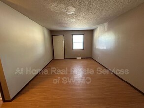 621 Meadowview Dr in Nixa, MO - Building Photo - Building Photo
