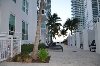 186 SE 12th Ter, Unit 1109 in Miami, FL - Building Photo - Building Photo