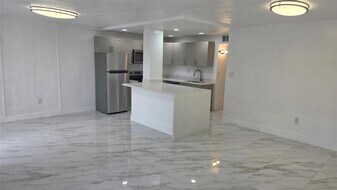 1758 NW 55th Ave in Lauderhill, FL - Building Photo