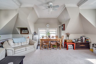 3044 James Ave S in Minneapolis, MN - Building Photo - Interior Photo