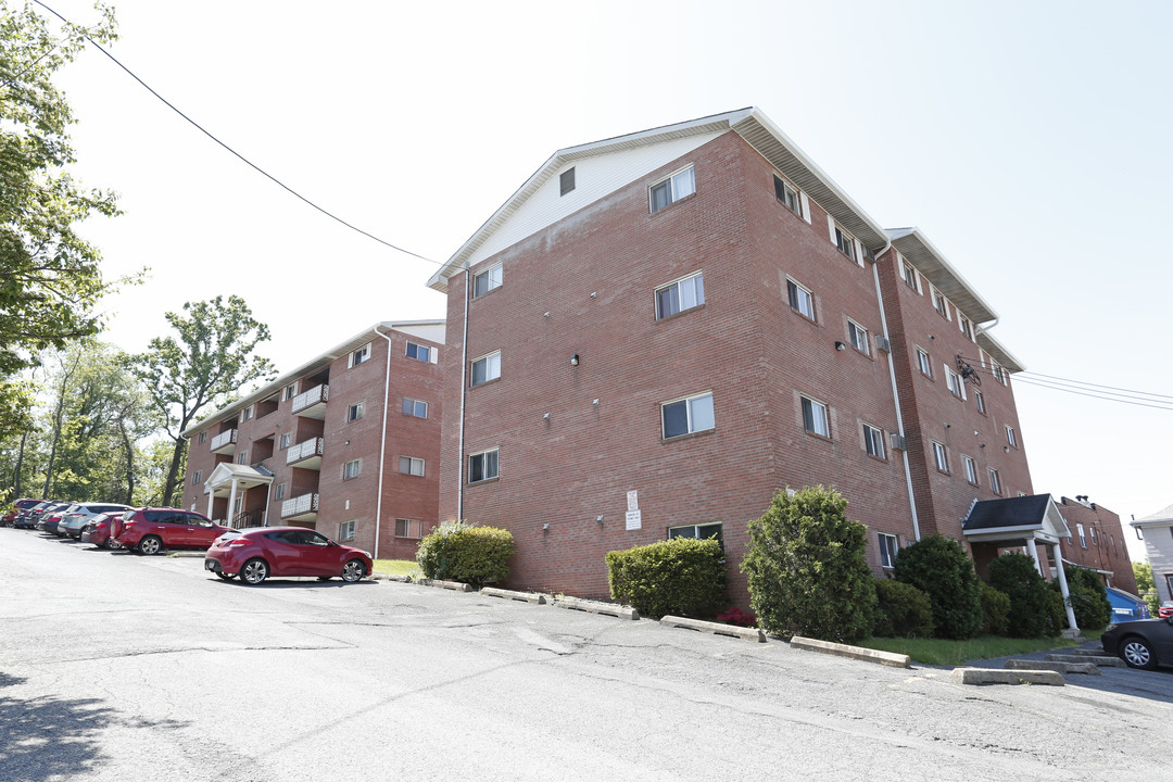 Prete Apartments Evansdale in Morgantown, WV - Building Photo